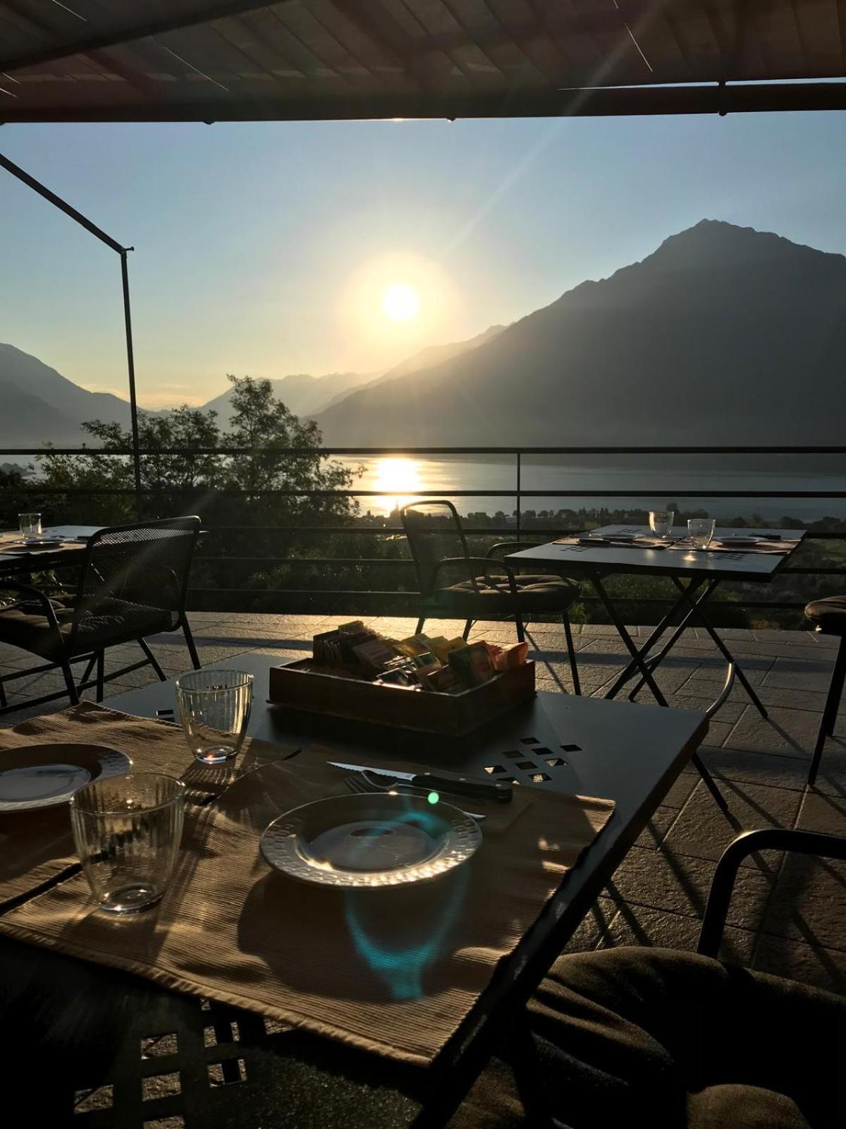 Bed And Breakfast Studios Alto Lago Di Como กราเวโดนา ภายนอก รูปภาพ