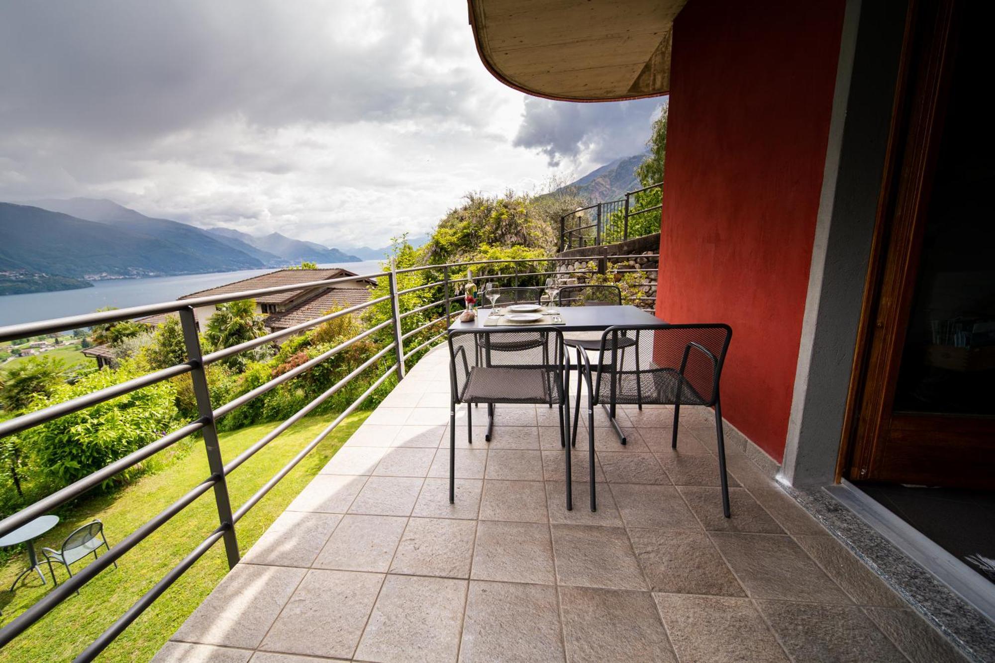 Bed And Breakfast Studios Alto Lago Di Como กราเวโดนา ภายนอก รูปภาพ