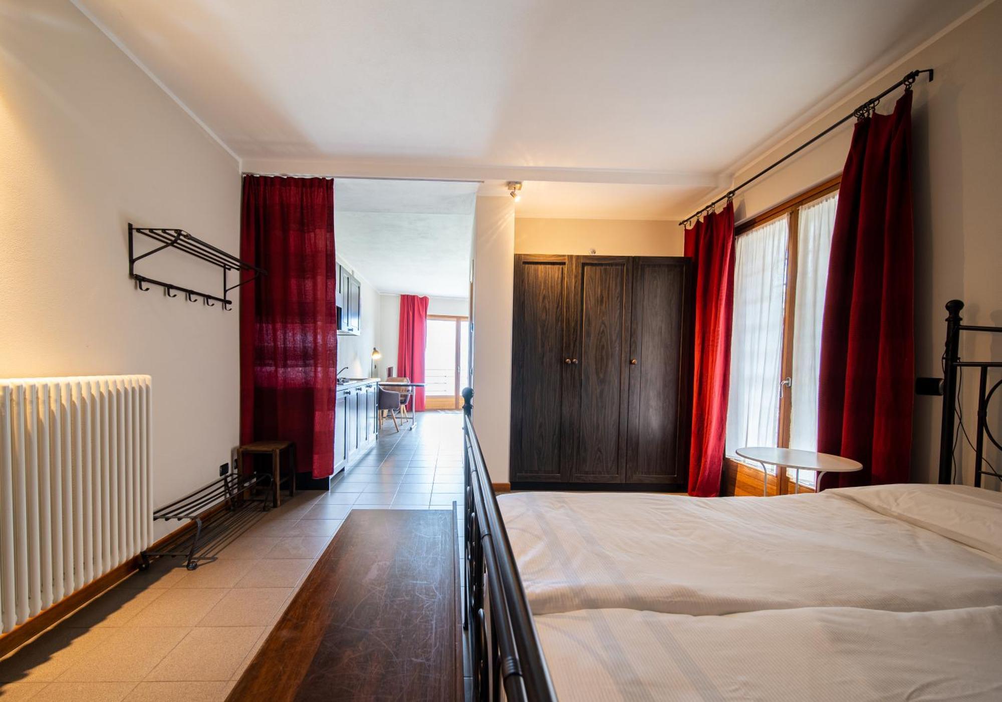 Bed And Breakfast Studios Alto Lago Di Como กราเวโดนา ภายนอก รูปภาพ