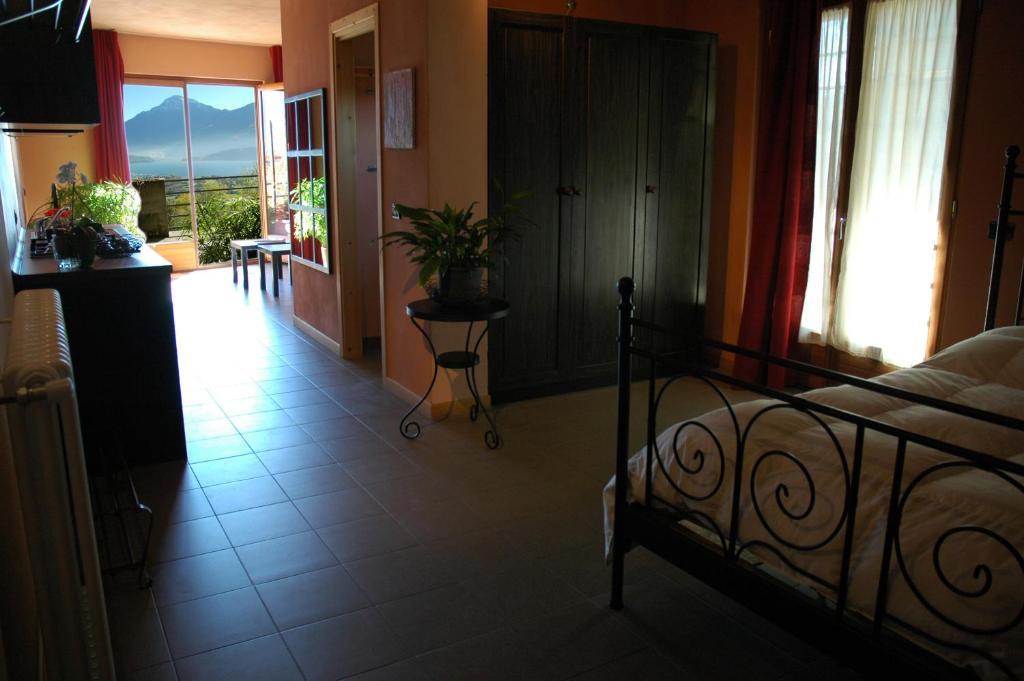 Bed And Breakfast Studios Alto Lago Di Como กราเวโดนา ห้อง รูปภาพ